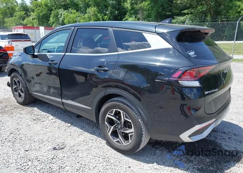 2023 Kia Sportage Lx z USA, uszkodzony, nr VIN KNDPU3AF4P7089905